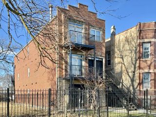 364 N HAMLIN Avenue 1, Chicago, IL 60624