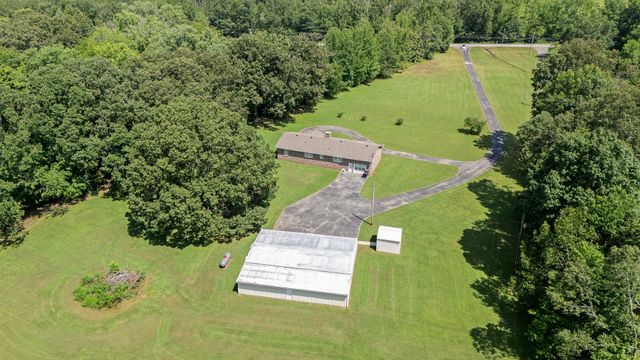 2031 W LINCOLN ST, Tullahoma, TN 37388