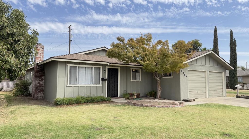 Image 4 of property listing at 2860 A Street, Selma, CA 93662