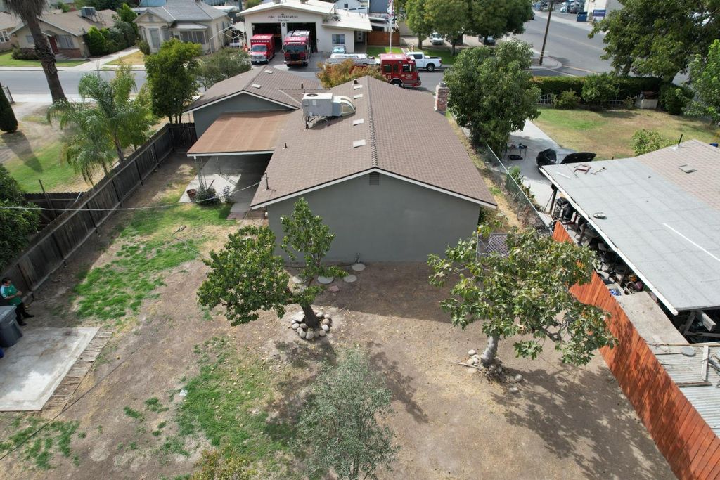 Image 42 of property listing at 2860 A Street, Selma, CA 93662