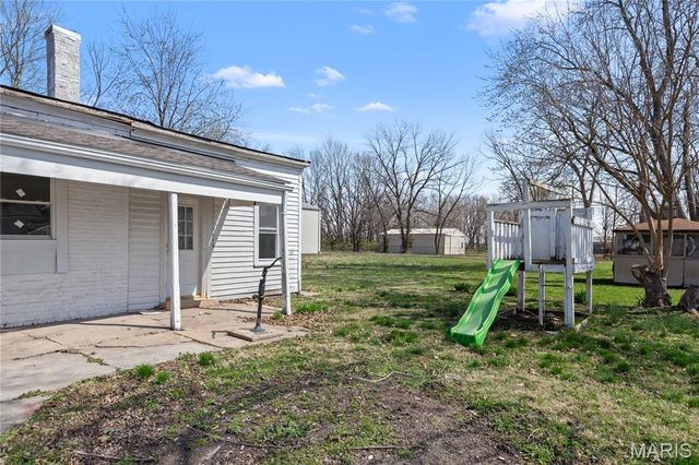 407 N Humboldt Street, Marine, IL 62061