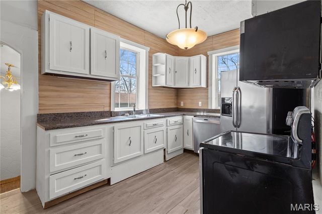 407 N Humboldt Street, Marine, IL 62061