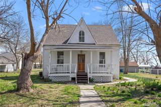 407 N Humboldt Street, Marine, IL 62061