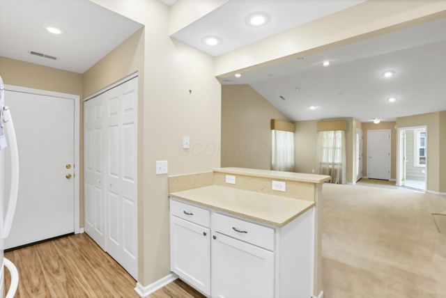 2252 Cove Landing, Grove City, OH 43123