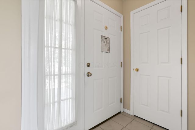2252 Cove Landing, Grove City, OH 43123