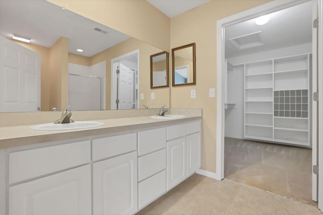 2252 Cove Landing, Grove City, OH 43123