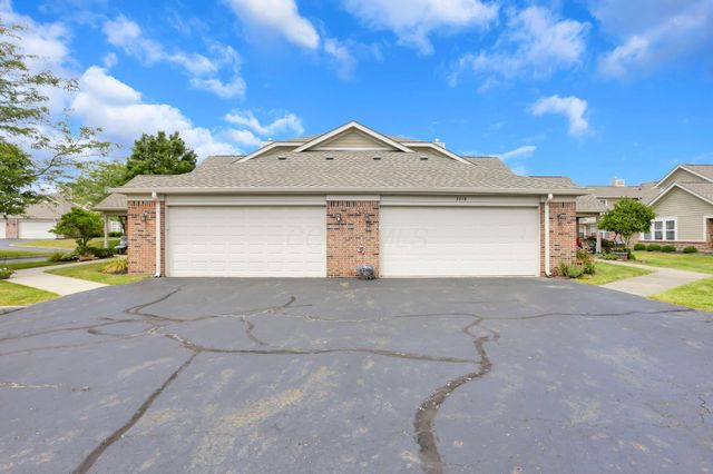 2252 Cove Landing, Grove City, OH 43123