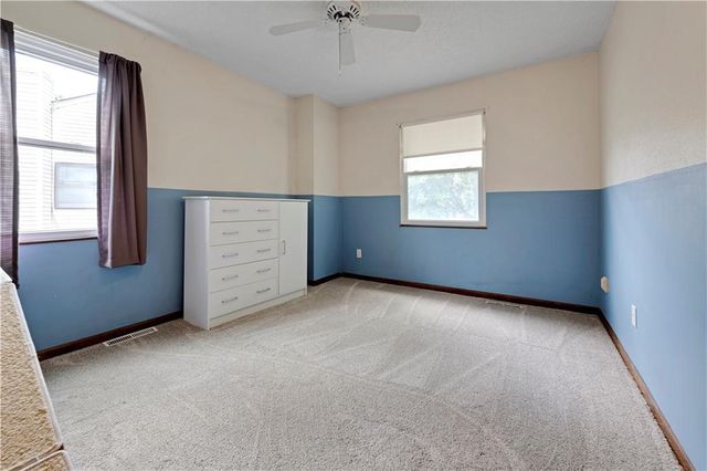 16110 W Indian Creek Parkway, Olathe, KS 66062