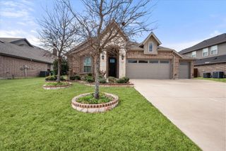 124 Sundance Circle, Waxahachie, TX 75165
