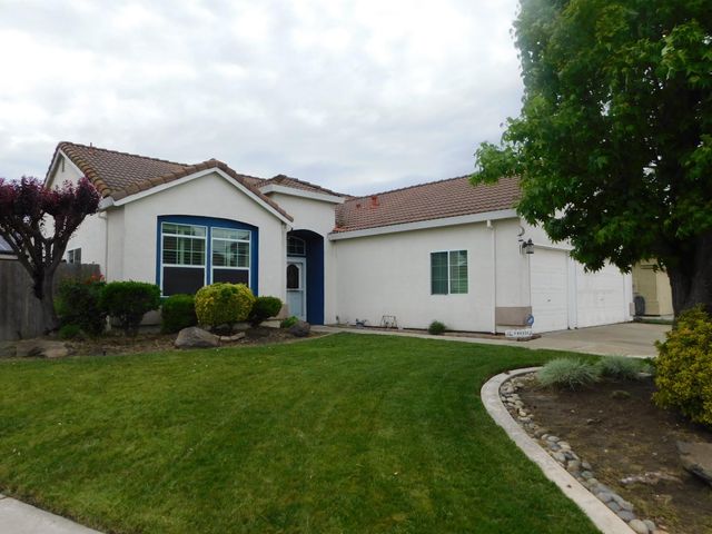 10811 Lava Bed Ln, Stockton, CA 95209