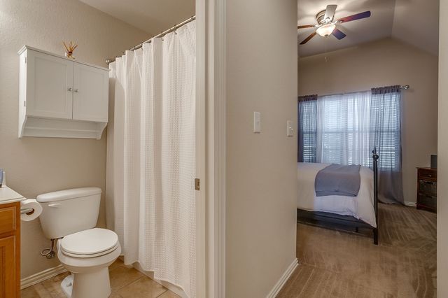 1085 Saint Andrews Drive, Burleson, TX 76028