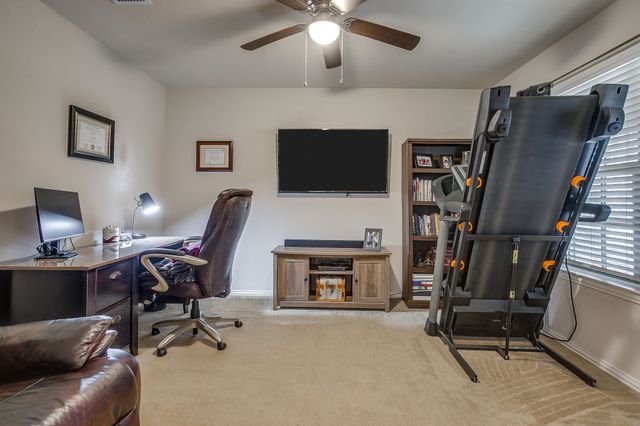 1085 Saint Andrews Drive, Burleson, TX 76028