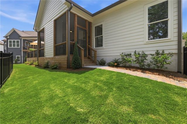 7150 Bluebird Cove, Gainesville, GA 30506