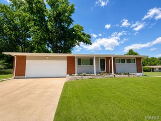 1939 Green Valley Drive, St Louis, MO 63136