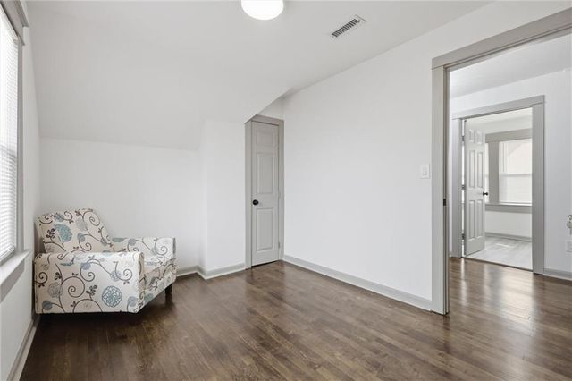 1311 E 29th Street, Kansas City, MO 64109