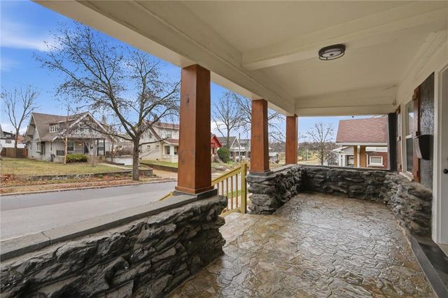 1311 E 29th Street, Kansas City, MO 64109