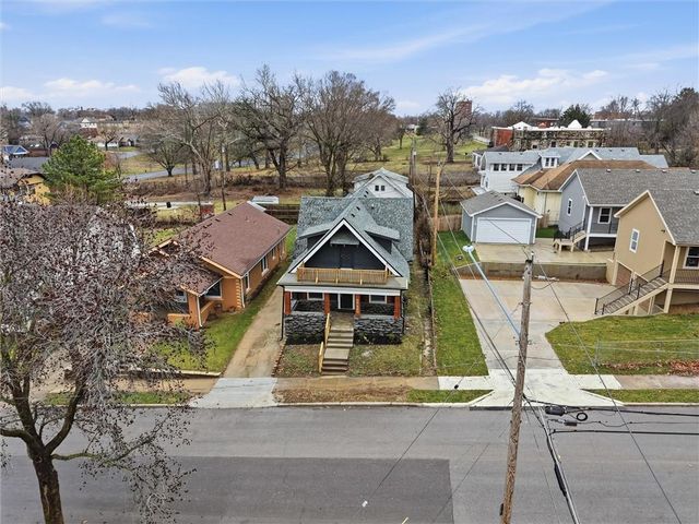 1311 E 29th Street, Kansas City, MO 64109