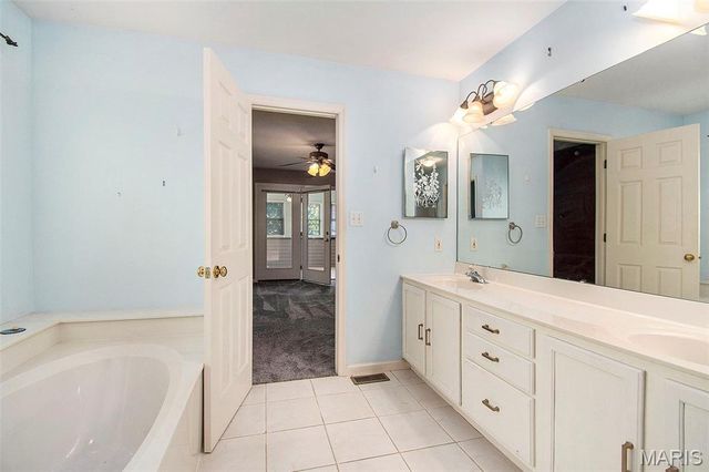 1504 Prospector Trl, Wentzville, MO 63385