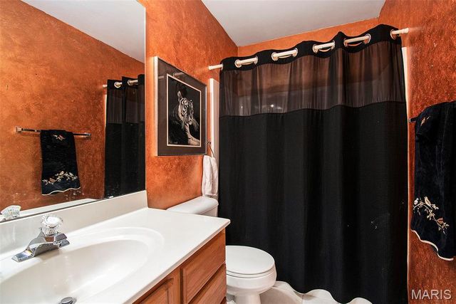 1504 Prospector Trl, Wentzville, MO 63385