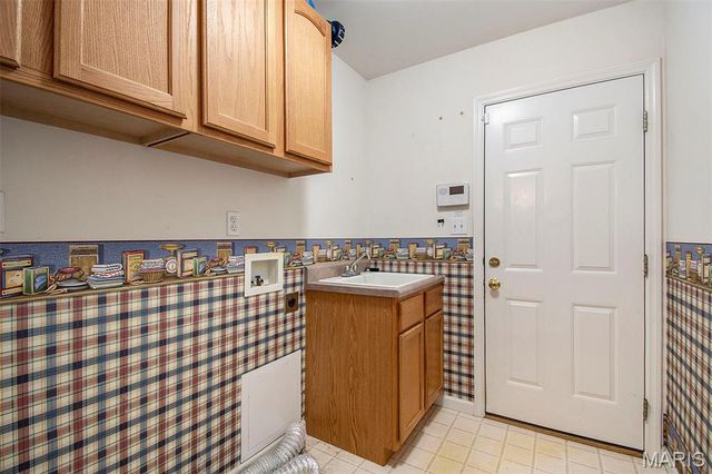 1504 Prospector Trl, Wentzville, MO 63385