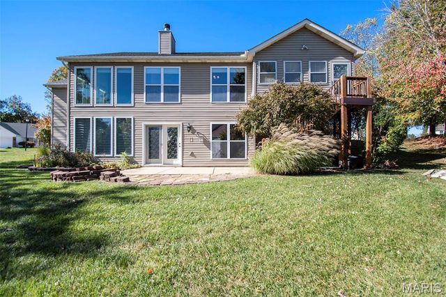 1504 Prospector Trl, Wentzville, MO 63385