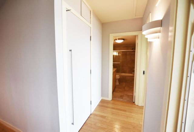 555 E William Street 23A, Ann Arbor, MI 48104