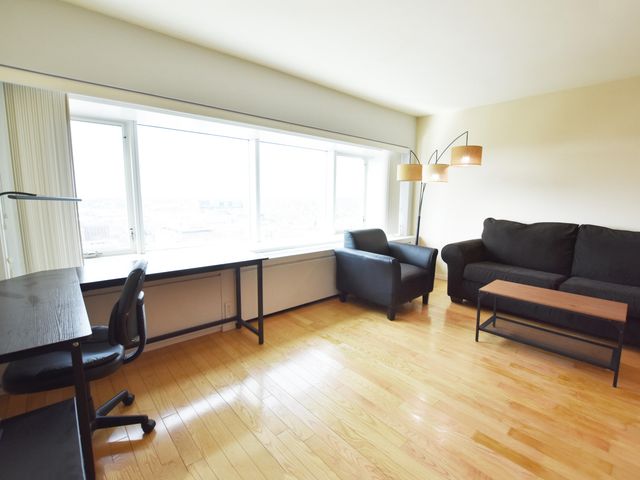 555 E William Street 23A, Ann Arbor, MI 48104