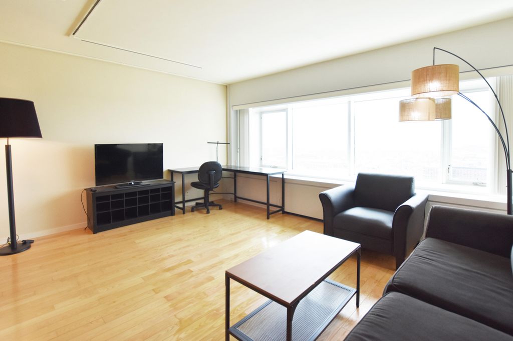 555 E William Street 23A, Ann Arbor, MI 48104