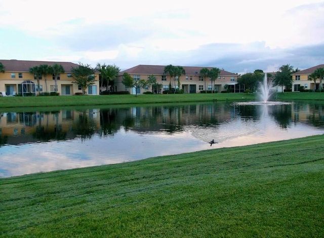 276 River Bluff Lane, Royal Palm Beach, FL 33411