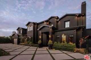 5330 Amestoy Avenue, Encino, CA 91316