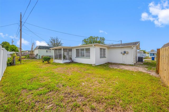 5027 MANOR DRIVE, New Port Richey, FL 34652