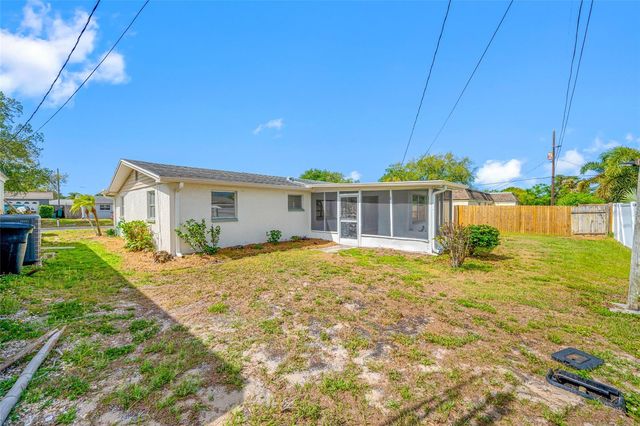 5027 MANOR DRIVE, New Port Richey, FL 34652