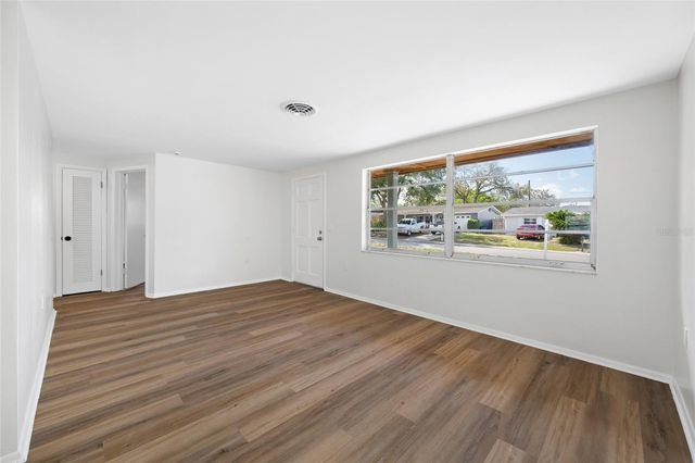 5027 MANOR DRIVE, New Port Richey, FL 34652