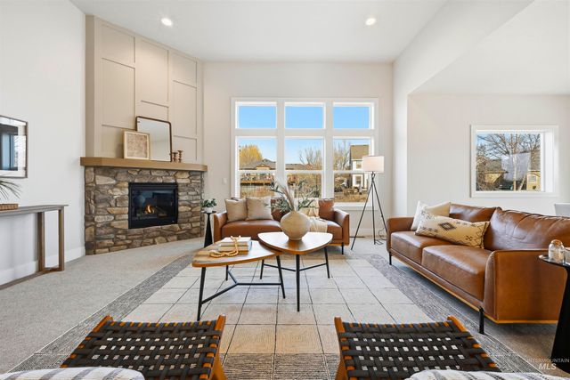 542 Mountain Loop Rd, Middleton, ID 83644