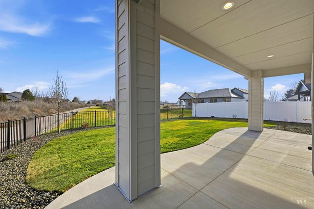 542 Mountain Loop Rd, Middleton, ID 83644