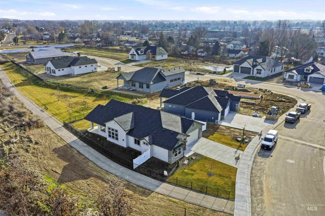 542 Mountain Loop Rd, Middleton, ID 83644