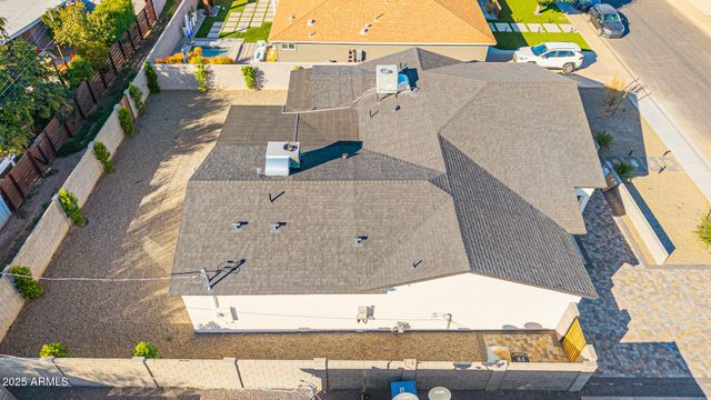 5712 N 11TH Place, Phoenix, AZ 85014