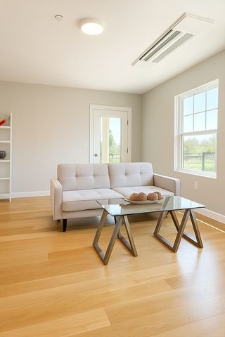 98 Prescott St 3b, Boston, MA 02128