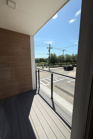 98 Prescott St 3b, Boston, MA 02128