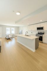 98 Prescott St 3b, Boston, MA 02128