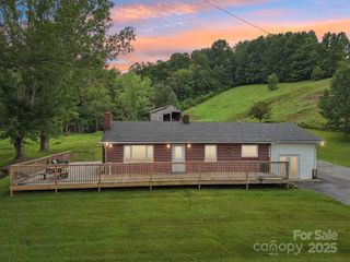 514 Mine Branch Road, Burnsville, NC 28714