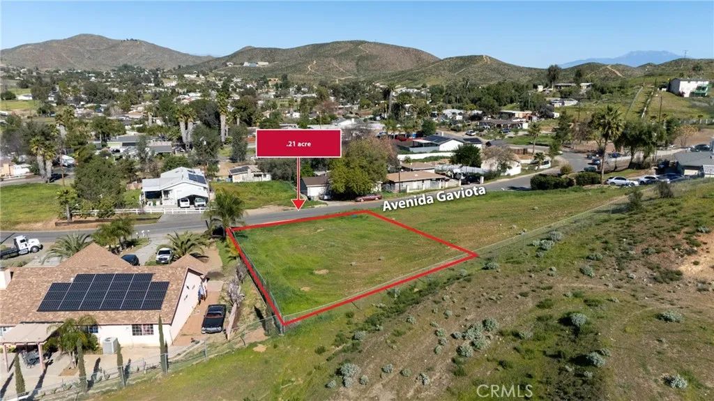 1 Avenida Gaviota, Menifee, CA 92587