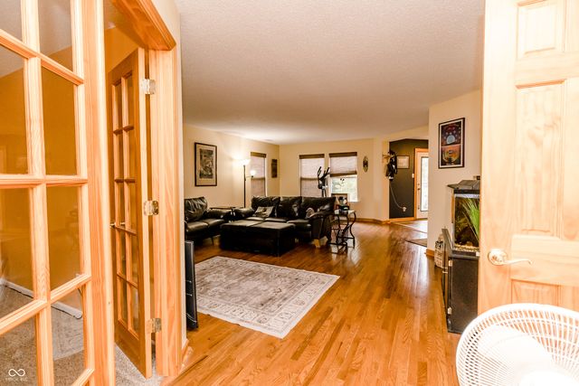 2026 Milburn Drive, Brownsburg, IN 46112