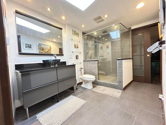 300 N State Street 2910, Chicago, IL 60654