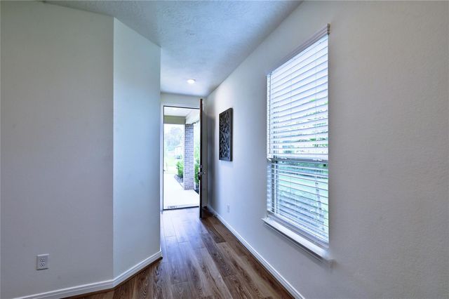 4744 Sprout Creek Court, Conroe, TX 77304