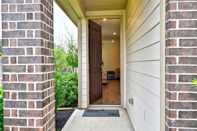 4744 Sprout Creek Court, Conroe, TX 77304