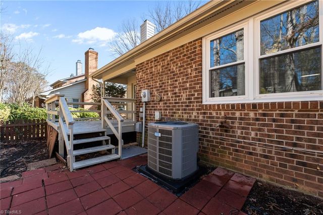 19 Milpond Lane, Greensboro, NC 27455