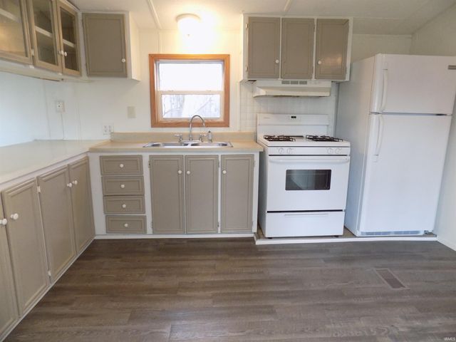 57560 Paul Street, Elkhart, IN 46517