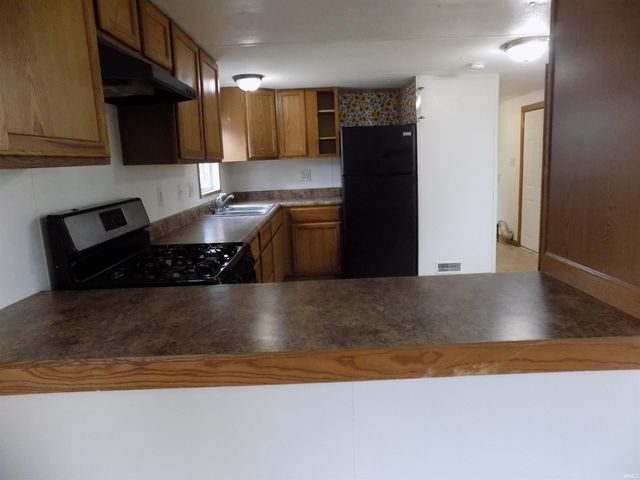 57560 Paul Street, Elkhart, IN 46517