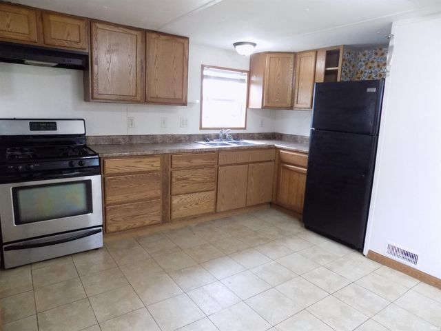 57560 Paul Street, Elkhart, IN 46517